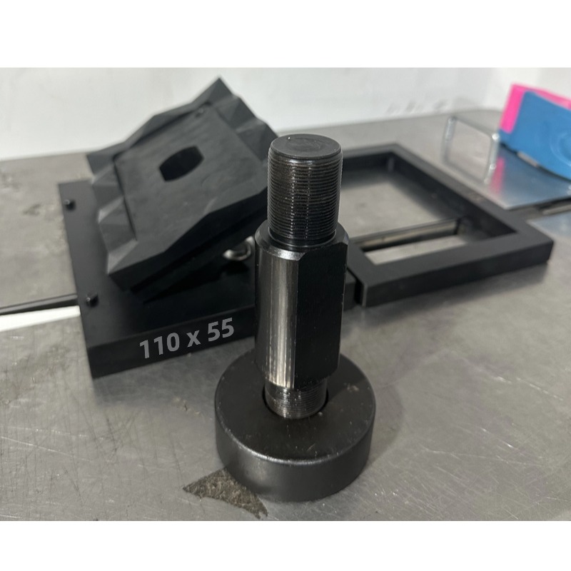 Hydraulic Knockout Punch Set - Aangepaste 110x55mm vierkante gatpons-gereedschapseenheid voor SYK-8/15